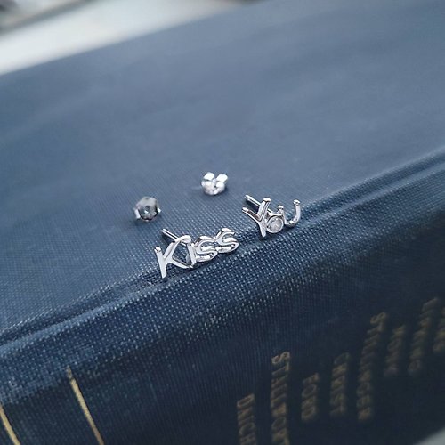 貝兒朵朵BearDoDo 【優惠組】KISS YOU/LOVE/小海豚/小蝴蝶/圓鑽。造型925銀耳針