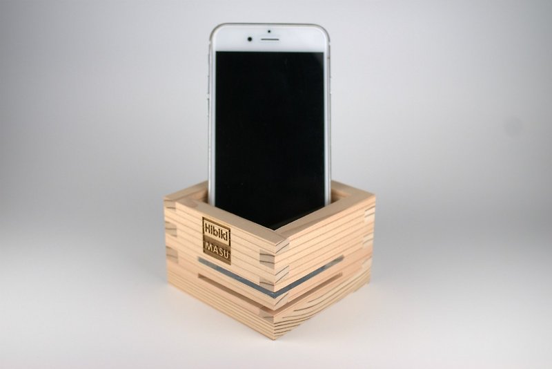 "HIBIKIMASU" Smartphone Stand & Speaker - ลำโพง - ไม้ สีนำ้ตาล