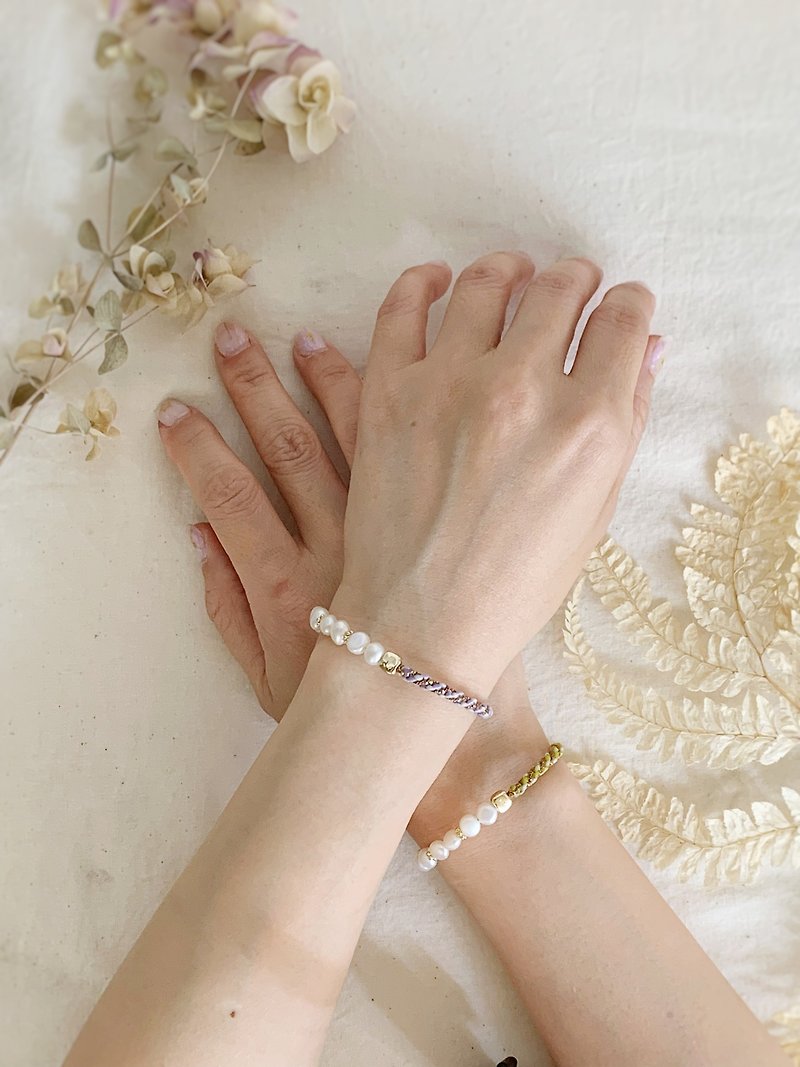 | Gentle pearl jewelry x Wax thread x bracelet bracelet x 14K plated x handmade gift - Bracelets - Precious Metals Multicolor