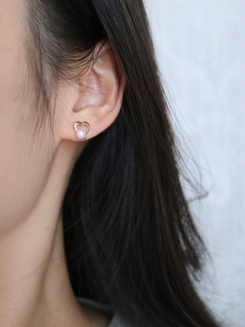 KOKO PEARL JEWELRY 日本直送 愛心設計4.5mm akoya珍珠耳釘 耳環 10k黃金 海水珍珠
