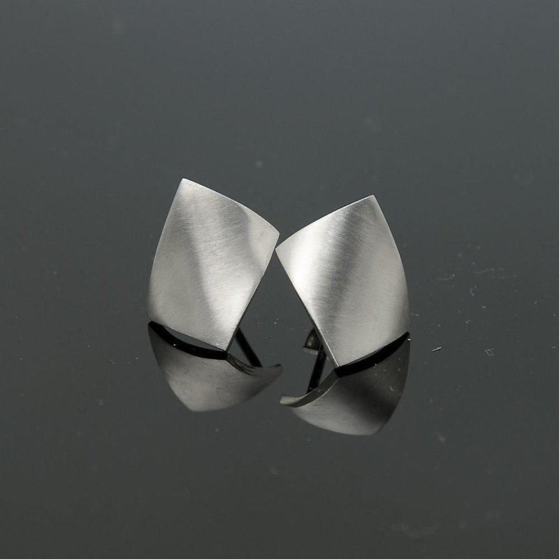 Symmetry Curved Plate Silver Earrings [r18] LLP-003 - Earrings & Clip-ons - Other Metals 
