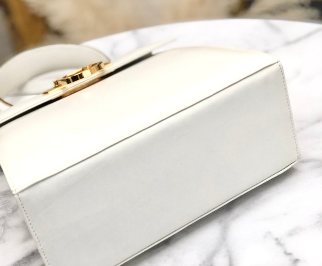 日本直送 名牌中古包 】Salvatore Ferragamo フェラガモ