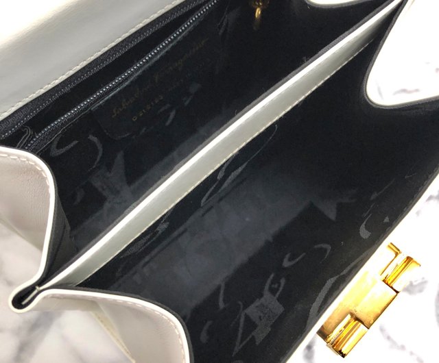 日本直送 名牌中古包 】Salvatore Ferragamo フェラガモ