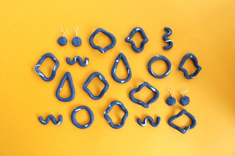 Hsin Hsiu Yao Geometric Earrings - Bright Blue - ต่างหู - ดินเผา สีน้ำเงิน