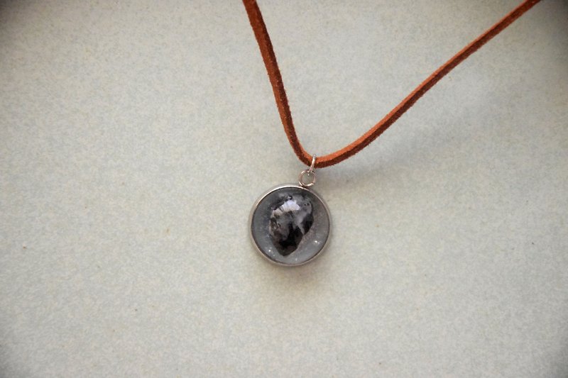 黒騎士の手作りネックレス - ネックレス - 石 