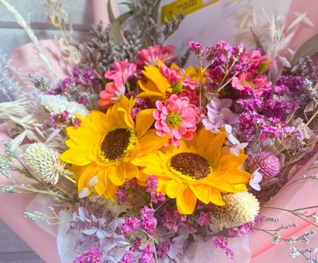 ピンクのひまわりブーケ（Mサイズ） - ショップ The Blossom Daisies