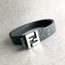 日本直送 名牌中古包 】Cartier カルティエ スカーフ ブルー
