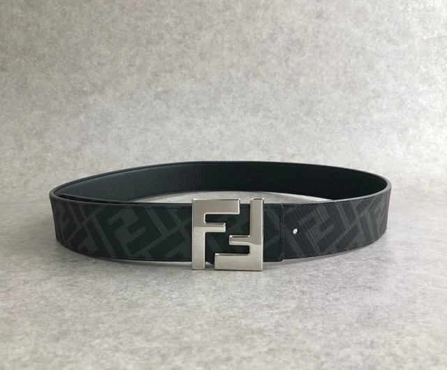 【イタリア製】FENDI フェンディベルト ズッカ キャンバスOld used イタリア製】FENDI フェンディベルト ズッカ キャンバスOld used