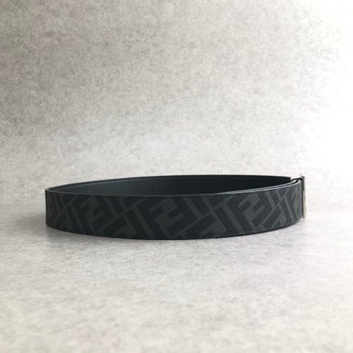 日本直送 名牌中古包 】FENDI フェンディ ベルト ブラック