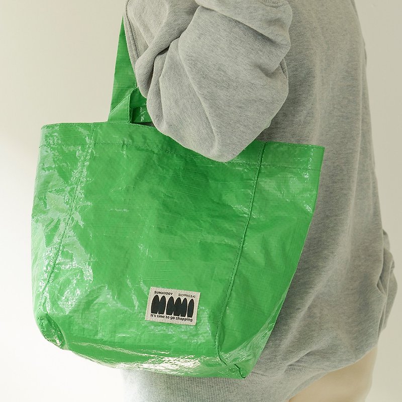 Convenience Series Large Capacity Portable Shopping Bag Mini Shoulder Bag Lunch Box Bag Waterproof Washable Basil Green - กระเป๋าถือ - เส้นใยสังเคราะห์ สีเขียว