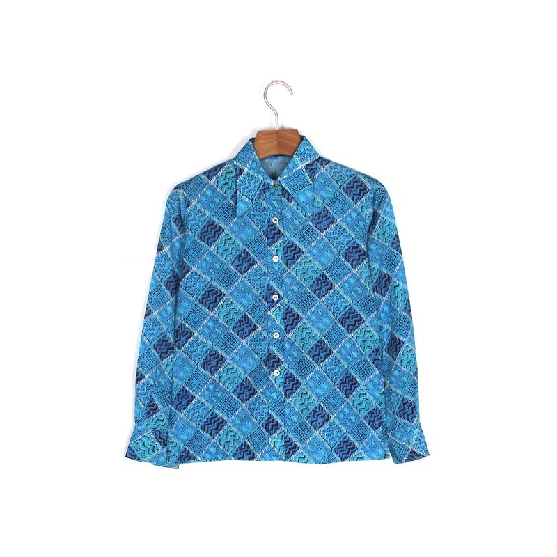 Vintage】 【egg plant Aqua Check grain printing vintage shirt - เสื้อเชิ้ตผู้หญิง - เส้นใยสังเคราะห์ สีน้ำเงิน