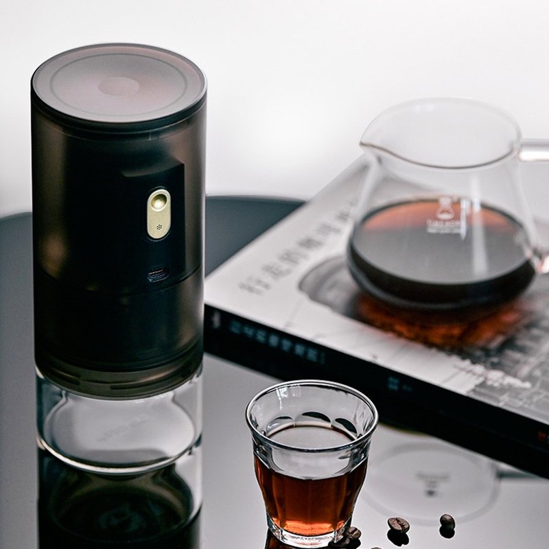 TIMEMORE 泰摩 GRINDER go研磨師便攜式電動磨豆機(栗子Go)-磨砂 - 咖啡壺/手沖壺 - 其他材質 黑色