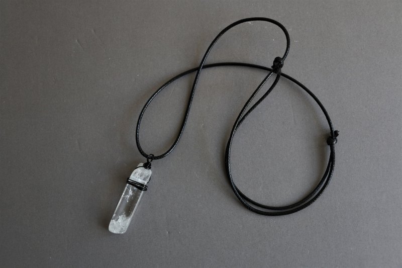 Raw white quartz necklace - crystal necklace - men cord necklace - สร้อยคอ - เครื่องเพชรพลอย ขาว