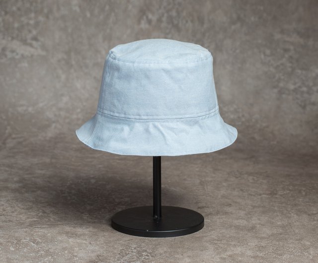 Natural light hot sale bucket hat