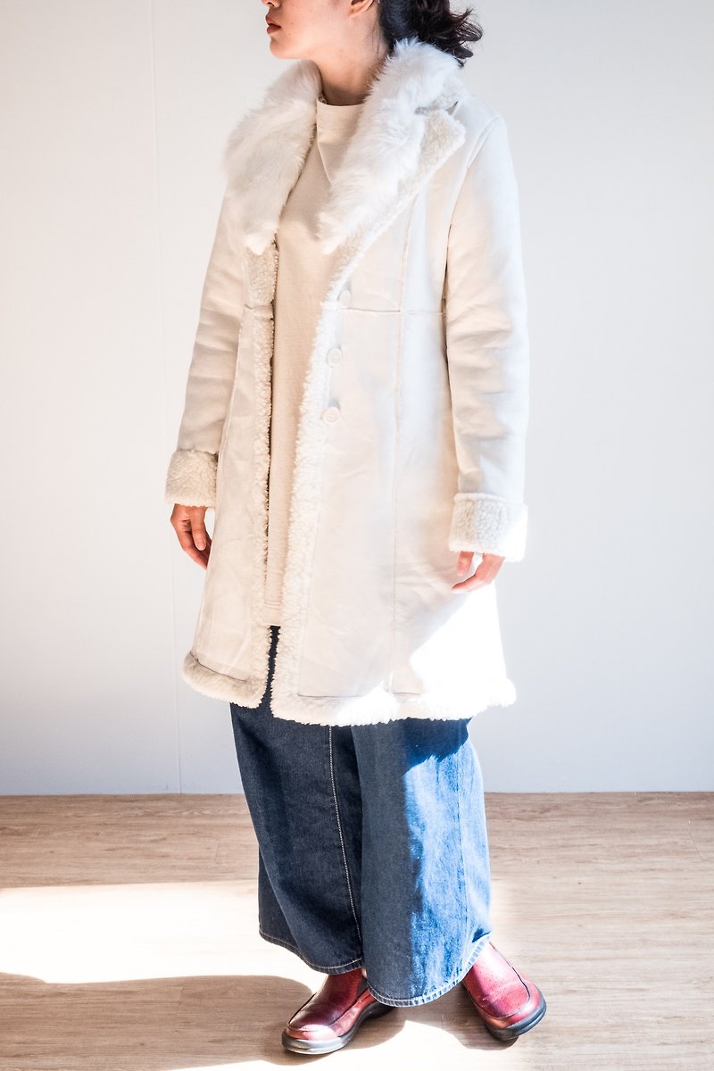 Vintage Coat / Suede no.31 - Women's Casual & Functional Jackets - Other Materials White