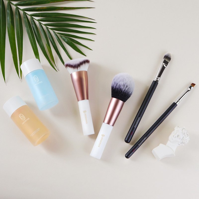 Essential makeup brush set for basic makeup, recommended as a gift - อุปกรณ์แต่งหน้า/กระจก/หวี - วัสดุอื่นๆ 