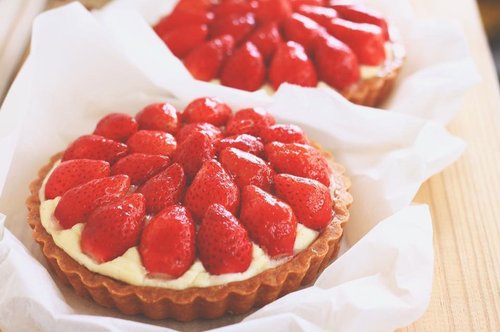 Mascarpone strawberry Tower [seasonal]