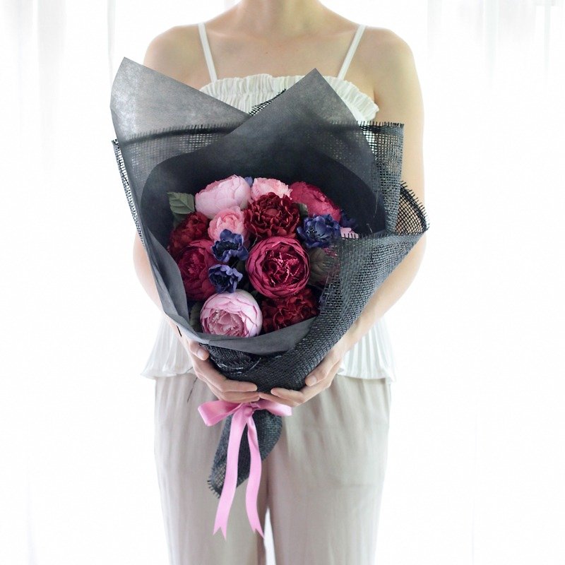 CB206 : Congratulations Bouquet, Red&Pink Peony - Wood, Bamboo & Paper - Paper Red