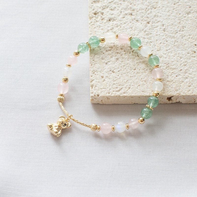 Bear crystal bracelet | Moonstone pink crystal green strawberry [popular peach blossom] jewelry birthday gift - Bracelets - Crystal Pink