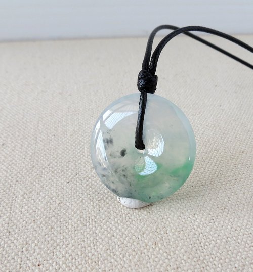 [Ping An‧ Ruyi] Ice Piaoyang Green Sprinkled Black-bone Chicken Jade Korean Wax Line Necklace