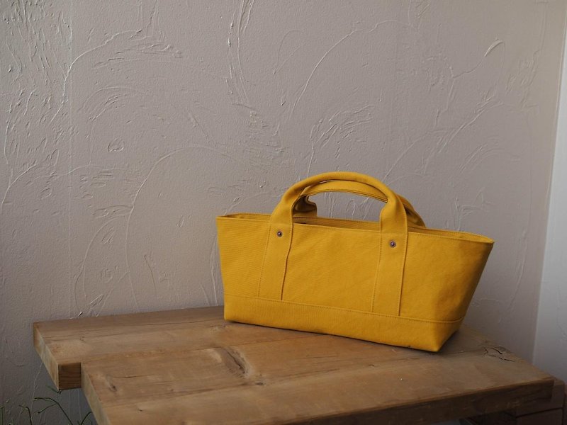 Tot with lid Yokonaka (Karashi) - Handbags & Totes - Cotton & Hemp Yellow