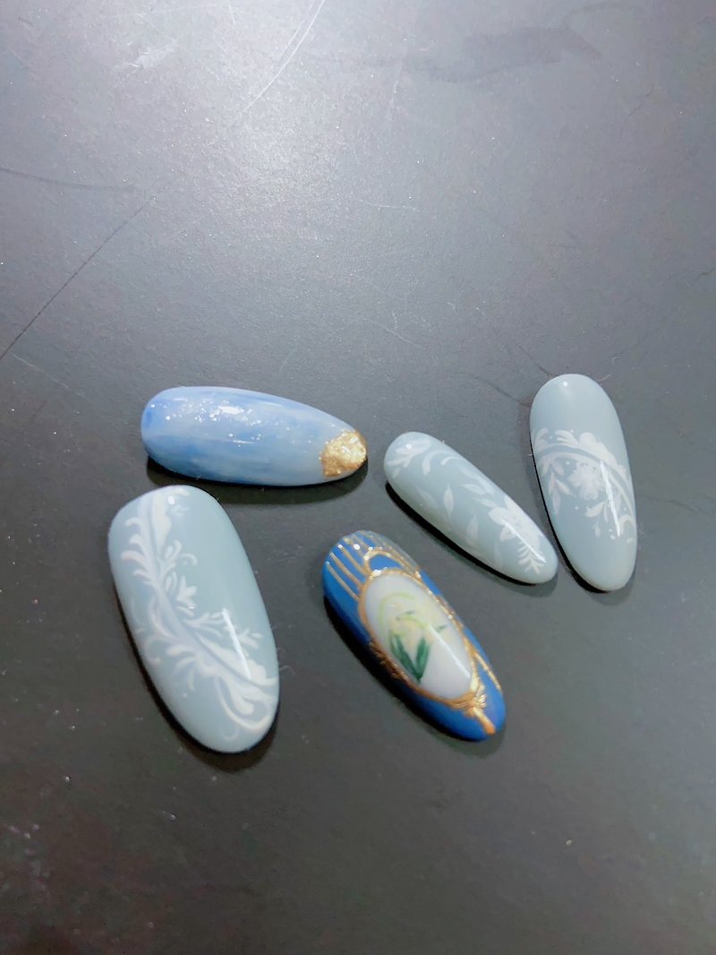 Wearable nails | Aqua blue bone china | Hand-painted manicure | Summer | Retro - อื่นๆ - เรซิน สีน้ำเงิน