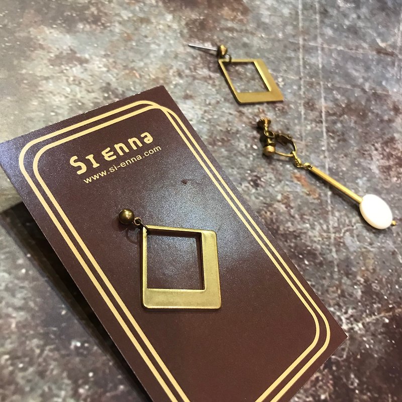 デザインされた銅製のイヤリング（オプションのクリップまたは耳）* - ピアス・イヤリング - 銅・真鍮 ゴールド