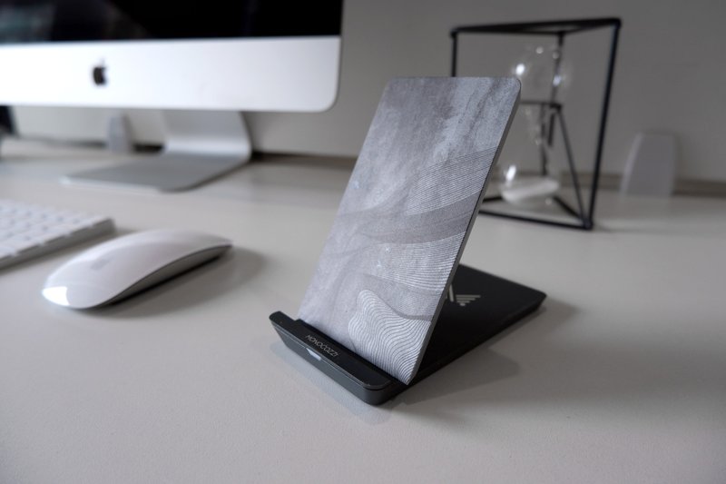 Motif | Wireless Charging Stand Pad - Smoke Stone - Phone Charger Accessories - Other Materials 