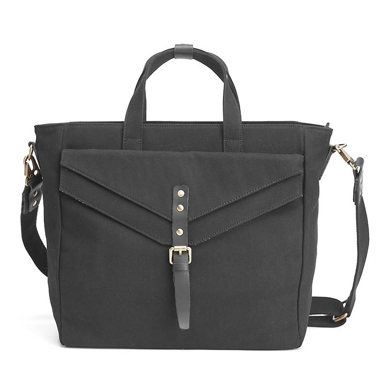 Messenger Bag / Shoulder Bag in Water Resistant Canvas and Leather Black - กระเป๋าแมสเซนเจอร์ - ผ้าฝ้าย/ผ้าลินิน สีดำ
