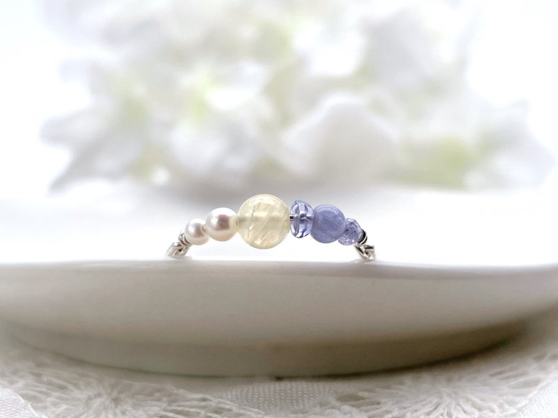 Moonlit Gemstone Ring - แหวนทั่วไป - เครื่องเพชรพลอย สีเหลือง