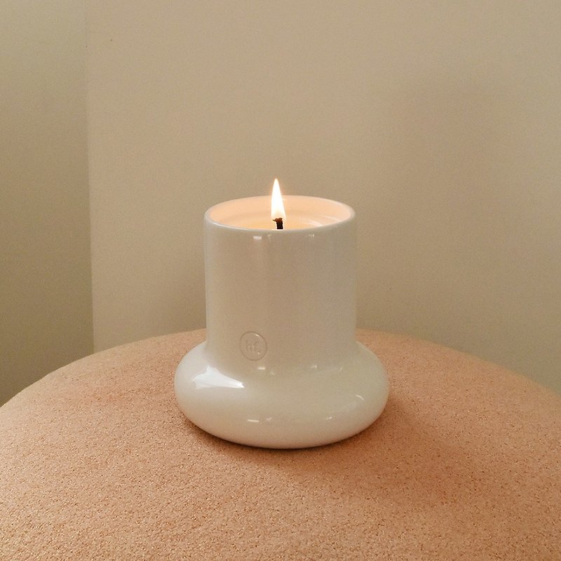 Round Ceramic Candle - 3Scent - 香氛蠟燭/燭台 - 陶 白色