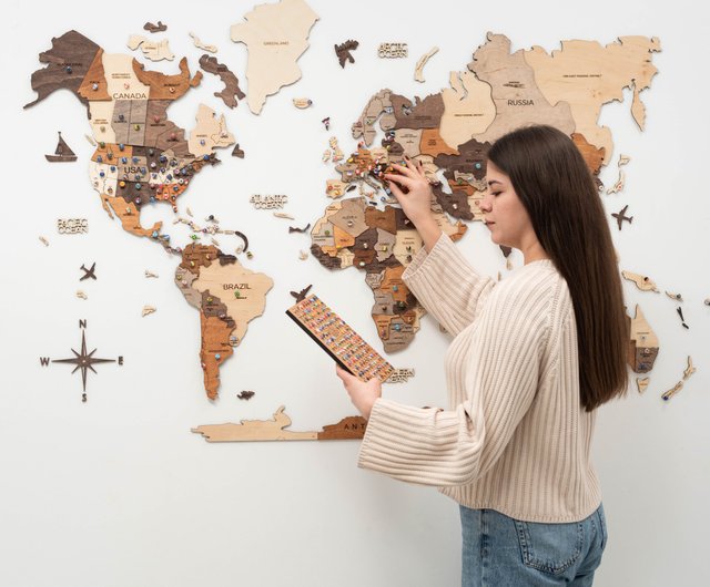 世界地図プッシュピンウォールアート、コルク世界地図ボード