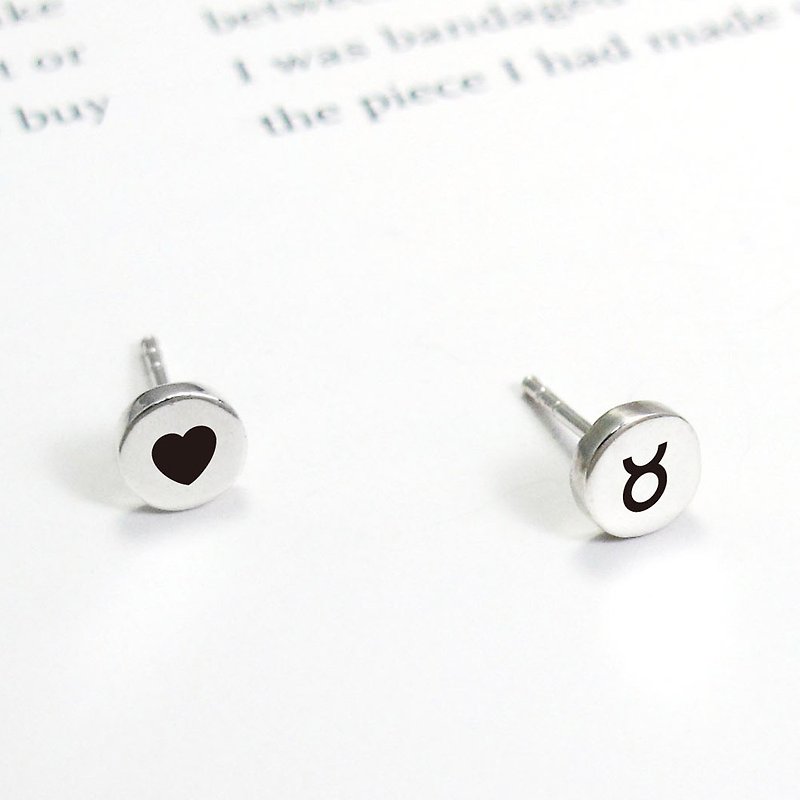[Customized Gift] Small Round Earrings (Medium) Symbol Constellation Sterling Silver Earrings The lettering can be different from left to right - Earrings & Clip-ons - Sterling Silver Silver