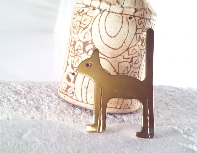Brass Cat Brooch 【Ｍ】　真鍮の猫ブローチ - 胸針 - 其他金屬 