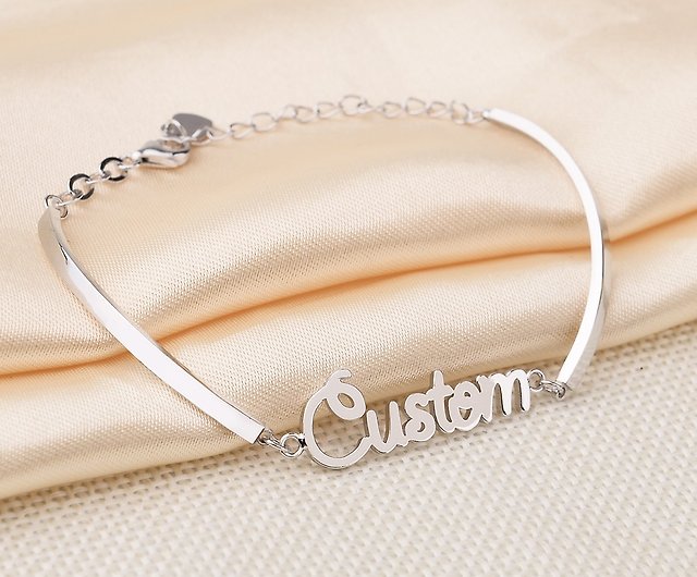 925 Sterling Silver Fashion 18K Gold Bracelet with Letters Charming for  Best Promotional Gifts - China Silver Accessories and Silver Products price