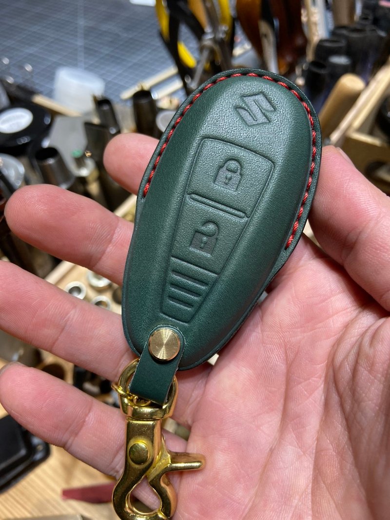 [Custom Version] Suzuki SUZUKI Swift jimny lgnis vitara car key holster - ที่ห้อยกุญแจ - หนังแท้ สีดำ