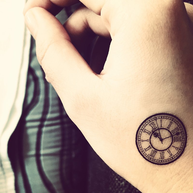 TOOD Tattoo Sticker | Hand Position Small Clock Tattoo Pattern Tattoo Sticker (4 pieces) - สติ๊กเกอร์แทททู - กระดาษ สีดำ