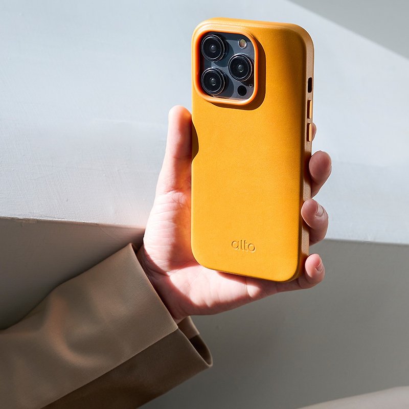Leather Case –Caramel Brown (iPhone 14 Pro/Max/Pro Max) - เคส/ซองมือถือ - หนังแท้ สีนำ้ตาล