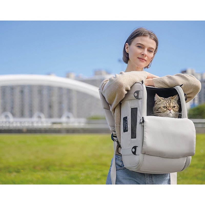 TRUFFLE | ペットのお出かけバッグ | 飛行機用バッグ | ペット用リュック 3色展開 - キャリーバッグ - ポリエステル 