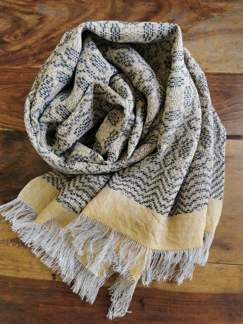 Handwoven by Carina | 手織蠶絲亞麻精緻披肩 - 圍巾/披肩 - 絲．絹 黃色
