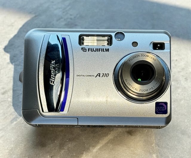 希少カラー】 FUJIFILM FINEPIX Z300 デジタルカメラ 【公式通販】