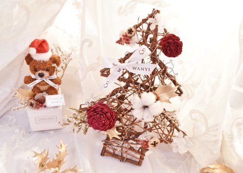 クリスマスツリー　ドライフラワー ドライフラワーのクリスマスツリー MIXカラー（M） その他