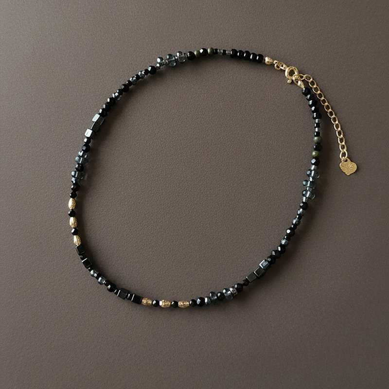 安靜的金光Quiet Gold | 串珠項鍊  | 配件飾品 |黑色系串珠項鍊 - 項鍊 - 其他材質 多色