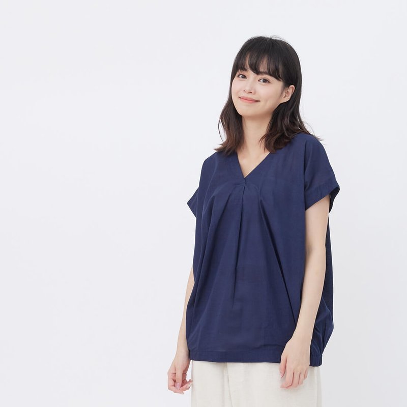 Vera V領落肩寬袖棉質上衣/深藍 - 女上衣/長袖上衣 - 棉．麻 藍色
