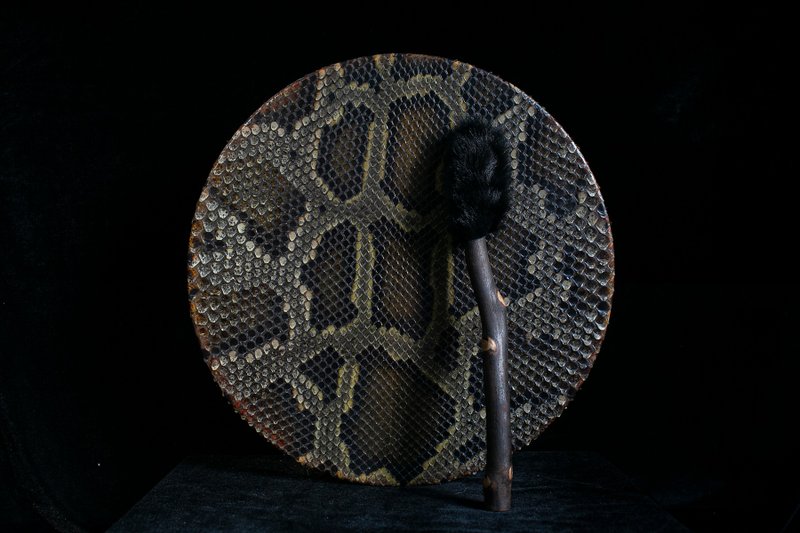 UltreyaDrums snake skin shaman drum medicine sacred ritual - กีตาร์เครื่องดนตรี - วัสดุอื่นๆ 