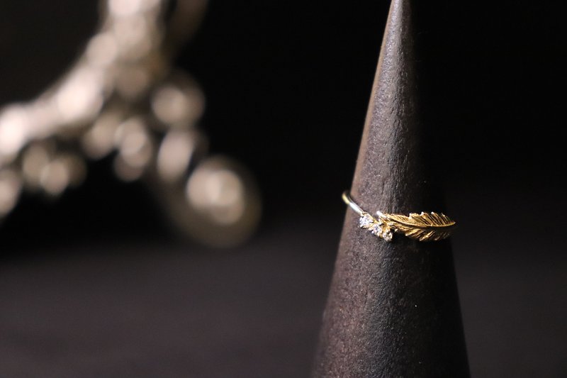 [Flower bed a kadan series] Feather diamond ring/k18