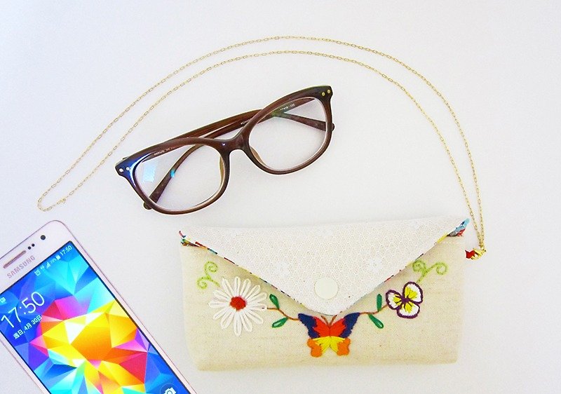 Hand Embroidered Necklace Phone Bag Glasses Bag - Flower Butterfly Glasses&Cell phone Case - กรอบแว่นตา - ผ้าฝ้าย/ผ้าลินิน หลากหลายสี