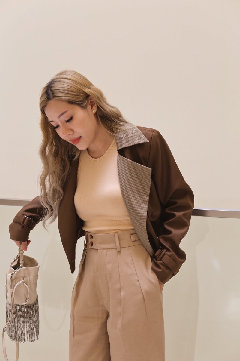 Berlington checked freesize crop blazer dark brown - 女上衣/長袖上衣 - 其他材質 咖啡色