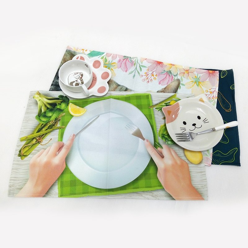 Customized single-sided full-page color-printed placemat table mat Oxford cloth water-repellent placemat to order - Place Mats & Dining Décor - Other Materials 