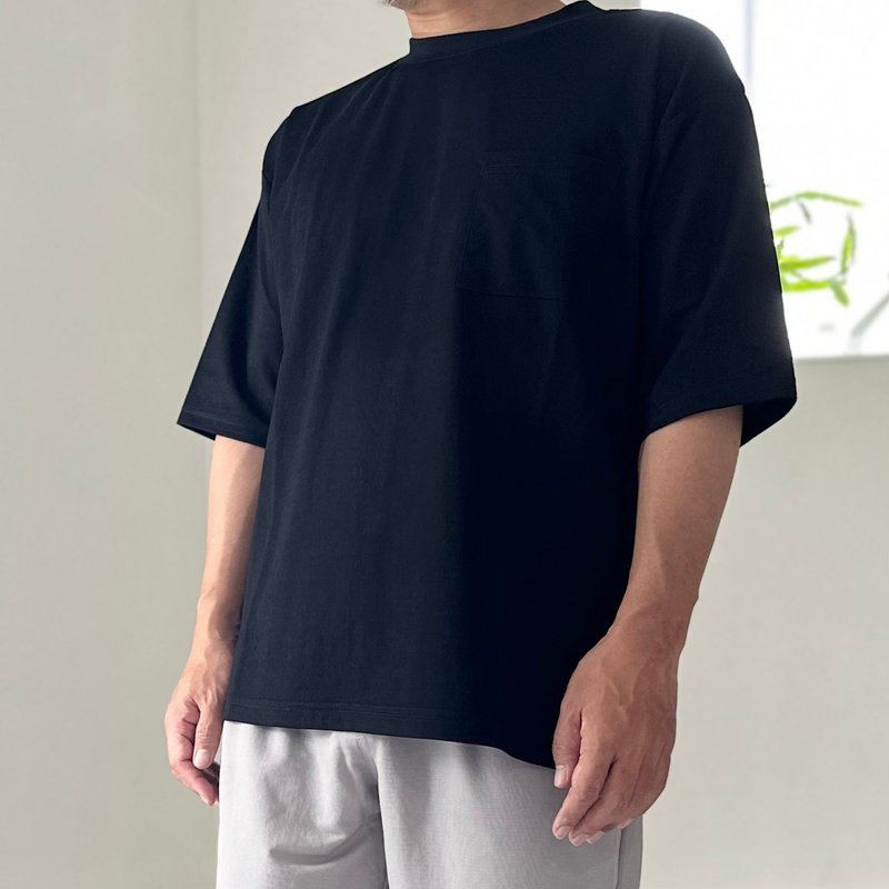 2025新作【接触冷感】ユニセックス　サイドスリット ポケット付 ルーズフィット Tシャツ【ブラック】 - 女 T 恤 - 尼龍 黑色